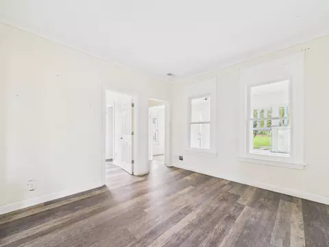 Living - 19 E 102nd Pl, Chicago, IL 60628 photo 2 of 5
