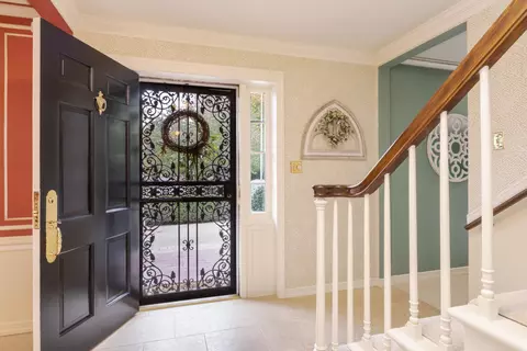 Entry Way - 2001 Cloud St, Bloomington, IL 61701 photo 1 of 7