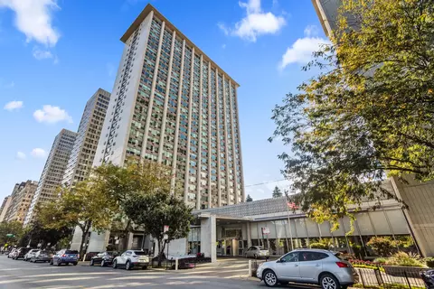 3600 N Lake Shore Dr #2723, Chicago, IL 60613
