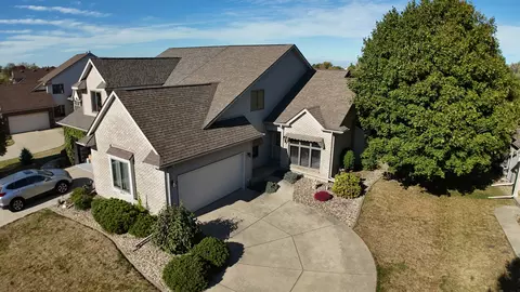 View/Area - 1414 Tamarack Cc Trl # B, Normal, IL 61761 photo 4 of 8