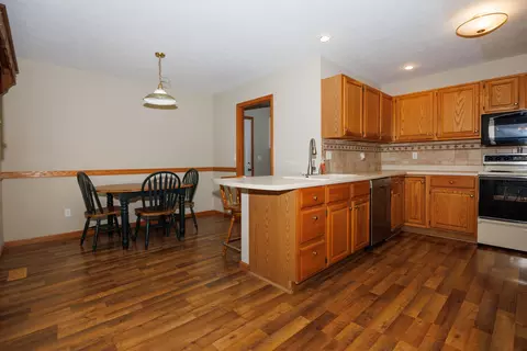 Kitchen - 1414 Tamarack Cc Trl # B, Normal, IL 61761 photo 1 of 3