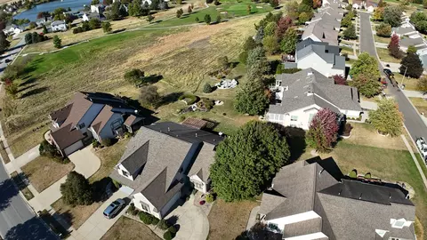 View/Area - 1414 Tamarack Cc Trl # B, Normal, IL 61761 photo 1 of 8