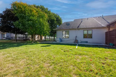 Exterior - 1414 Tamarack Cc Trl # B, Normal, IL 61761 photo 7 of 10