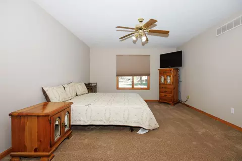 Bedroom - 1414 Tamarack Cc Trl # B, Normal, IL 61761 photo 5 of 8