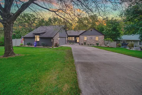 524 Timberwood Ln, Lowell, IN 46356