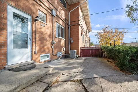 Exterior - Undisclosed, Des Plaines, IL 60016 photo 1 of 3