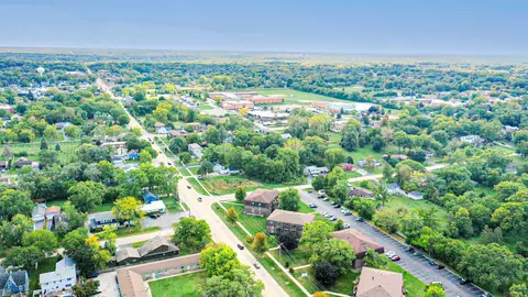 View/Area - 19380 Wolf Rd #6, Mokena, IL 60448 photo 7 of 12