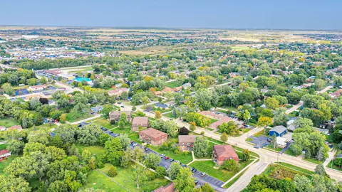 View/Area - 19380 Wolf Rd #6, Mokena, IL 60448 photo 11 of 12
