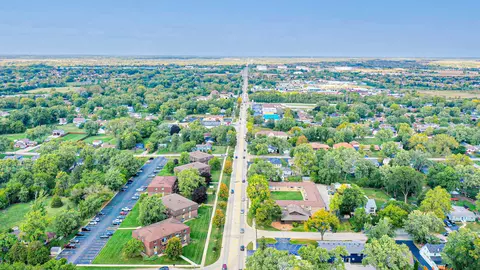 View/Area - 19380 Wolf Rd #6, Mokena, IL 60448 photo 4 of 12