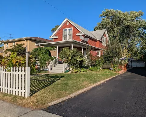 23 N Jackson St, Waukegan, IL 60085
