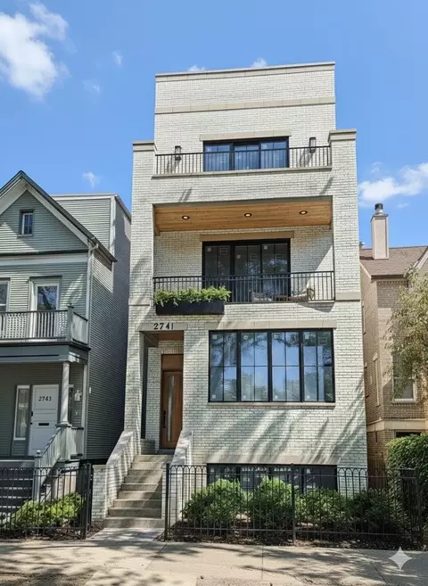 2741 N Greenview Ave #1, Chicago, IL 60614