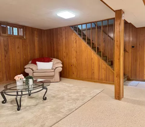 Living - 1440 S 4th Ave, Des Plaines, IL 60018 photo 5 of 5