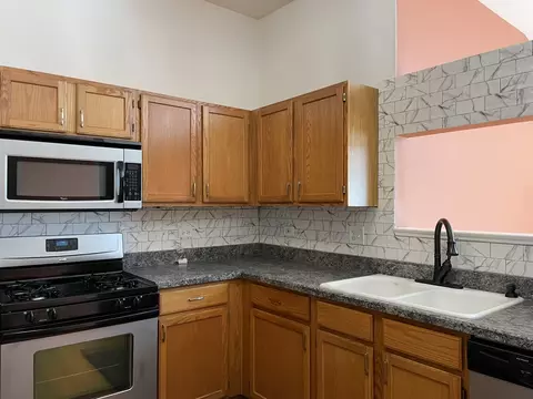 2043 Peach Tree Ln, Algonquin, IL 60102 photo 6
