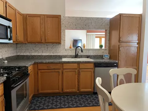 2043 Peach Tree Ln, Algonquin, IL 60102 photo 7
