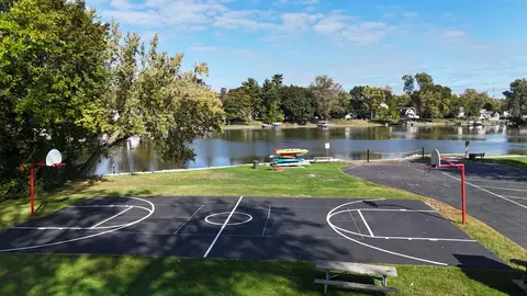 View/Area - 208 S River Rd, Fox River Grove, IL 60021 photo 11 of 14