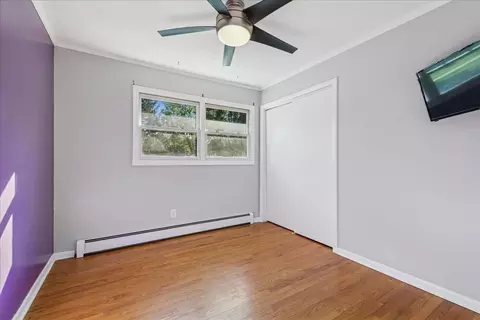 Bedroom - 208 S River Rd, Fox River Grove, IL 60021 photo 3 of 3