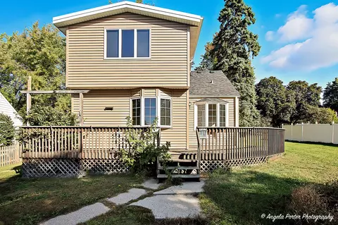 Exterior - 3709 Grand Ave W, Mchenry, IL 60050 photo 2 of 4