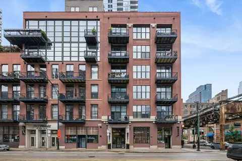 300 W Grand Ave #312, Chicago, IL 60654