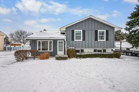 46 Joseph Ln, Glendale Heights, IL 60139