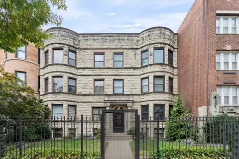 5706 N Winthrop Ave #3S, Chicago, IL 60660