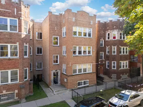 7025 S Chappel Ave, Chicago, IL 60649