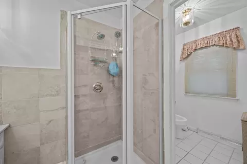 Bath - 20801 Alexander St, Olympia Fields, IL 60461 photo 5 of 8