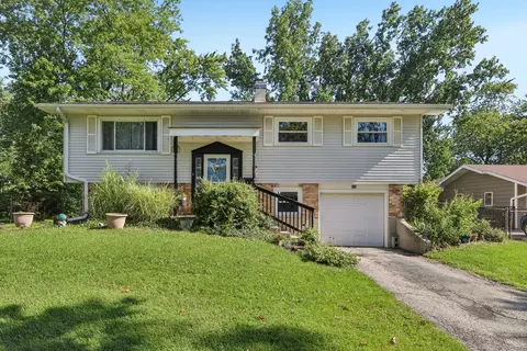 Exterior - 540 Jamison Ln, Hoffman Estates, IL 60169 photo 7 of 8