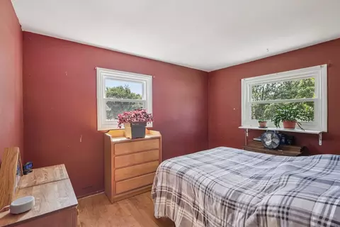 Bedroom - 540 Jamison Ln, Hoffman Estates, IL 60169 photo 3 of 6