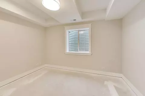 Bedroom - 160 E Cayuga Ave, Elmhurst, IL 60126 photo 3 of 4