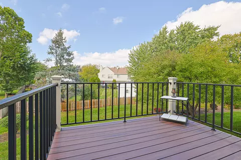 Exterior - 342 Ashford Cir #2, Bartlett, IL 60103 photo 4 of 5