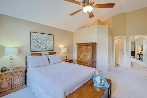 Bedroom - 342 Ashford Cir #2, Bartlett, IL 60103 photo 2 of 4