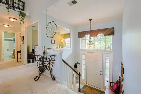 Entry Way - 342 Ashford Cir #2, Bartlett, IL 60103 photo 2 of 2
