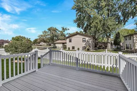 Exterior - 6066 Forestview Dr, Oak Forest, IL 60452 photo 2 of 3