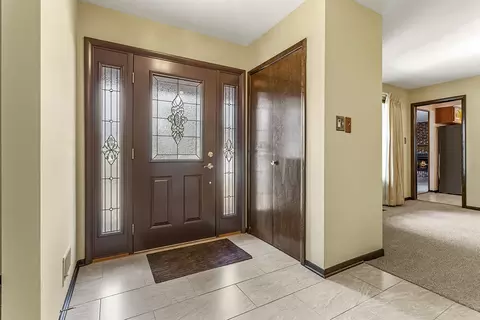 Entry Way - 6066 Forestview Dr, Oak Forest, IL 60452 photo 1 of 1