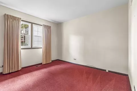 Bedroom - 6066 Forestview Dr, Oak Forest, IL 60452 photo 2 of 3