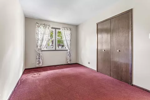 Bedroom - 6066 Forestview Dr, Oak Forest, IL 60452 photo 3 of 3