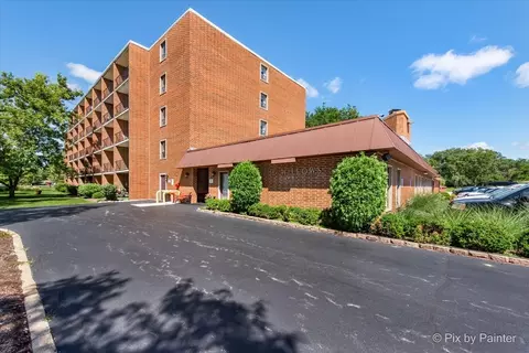 255 S West Ave #308, Elmhurst, IL 60126