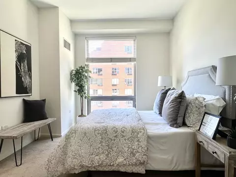 Bedroom - 1 E 8th St #307, Chicago, IL 60605 photo 4 of 5