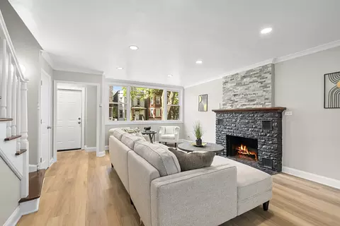 Living - 7225 S Sangamon St, Chicago, IL 60621 photo 4 of 4