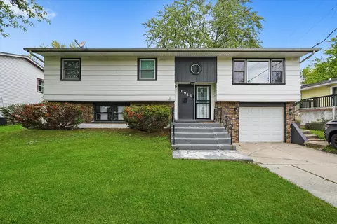 1913 218th Pl, Sauk Village, IL 60411
