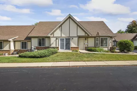1820 Willow Circle Dr #1820, Crest Hill, IL 60403
