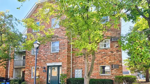 4302 W Shamrock Ln #3C, Mchenry, IL 60050