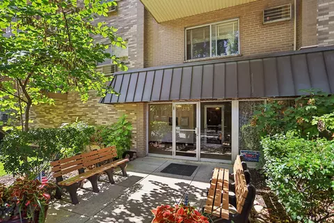 315 Marengo Ave #2H, Forest Park, IL 60130