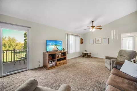 5202 Winslow Cir #C, Mchenry, IL 60050 photo 7