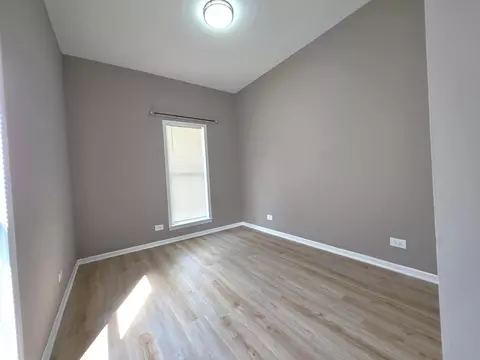 270 Villa St, Elgin, IL 60120 photo 12