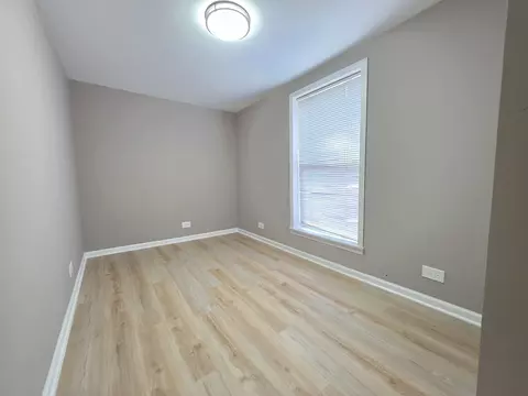 270 Villa St, Elgin, IL 60120 photo 11