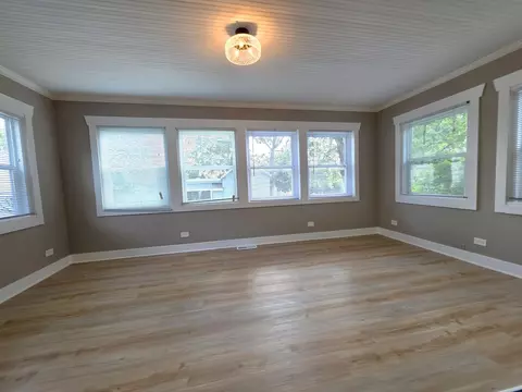 270 Villa St, Elgin, IL 60120 photo 16