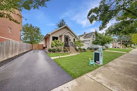 Other - 1107 E Prairie Ave, Des Plaines, IL 60016 photo 1 of 7