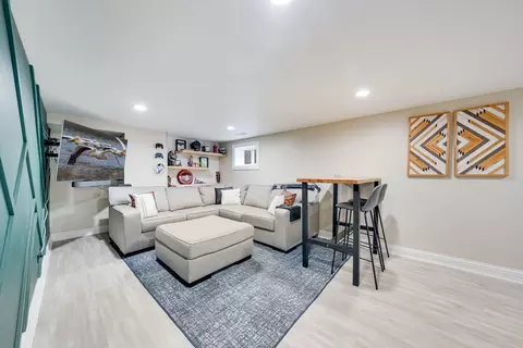 Living - 1107 E Prairie Ave, Des Plaines, IL 60016 photo 3 of 3