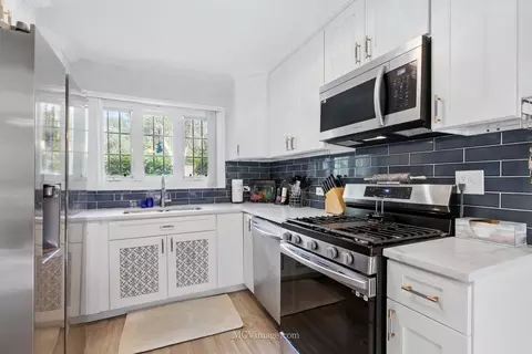 Kitchen - 15514 Ridgeway Ave, Markham, IL 60428 photo 1 of 1
